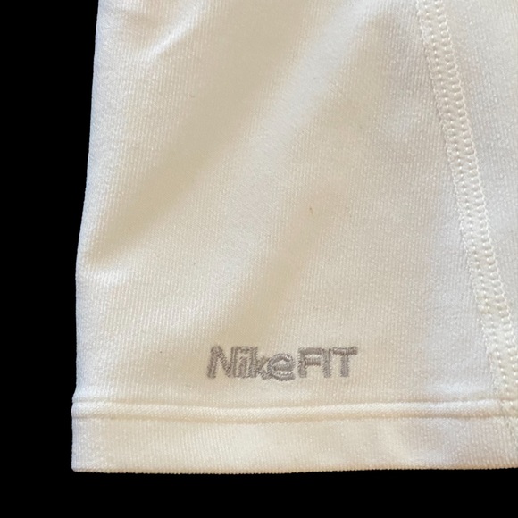 Nike Athletic Fit Dry Tank Size Small White - Women - Picture 5 of 7